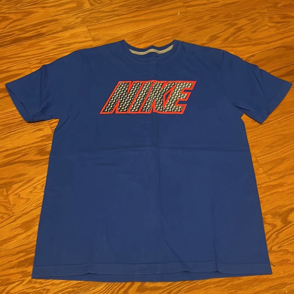 Nike Men’s T-Shirt Size M